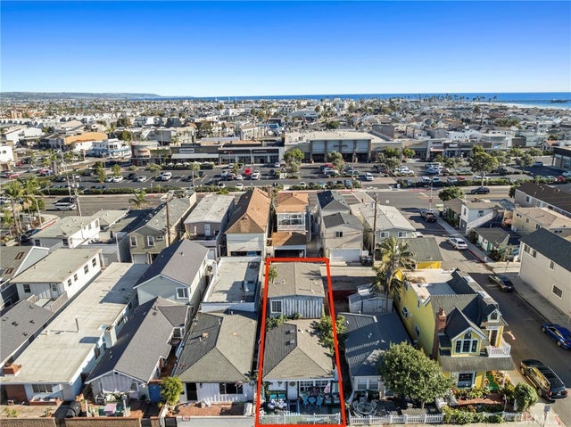 304 33rd Street, Newport Beach