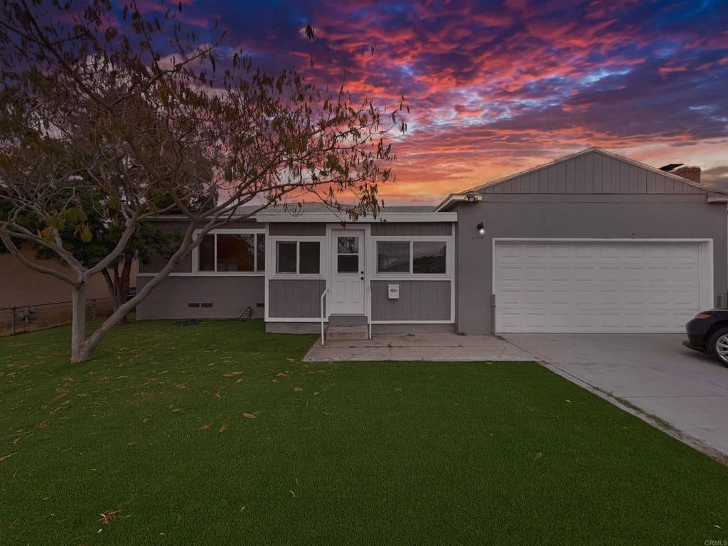 Photo of Listing #PTP2508453