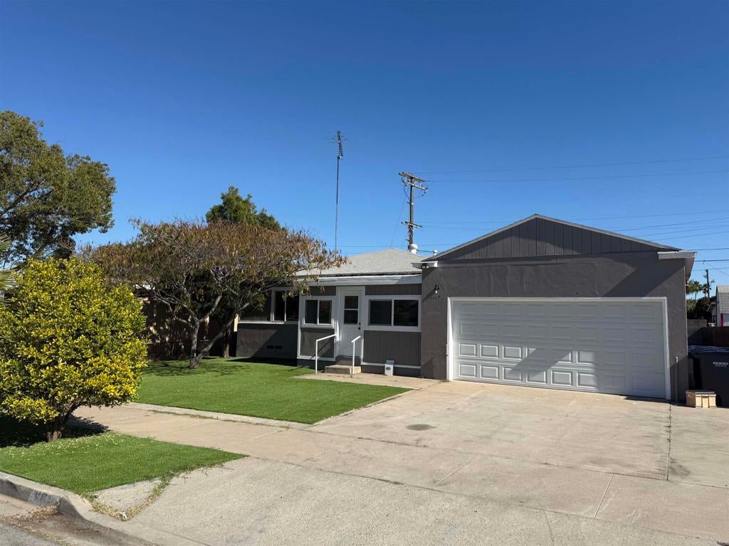 Photo of Listing #PTP2508453