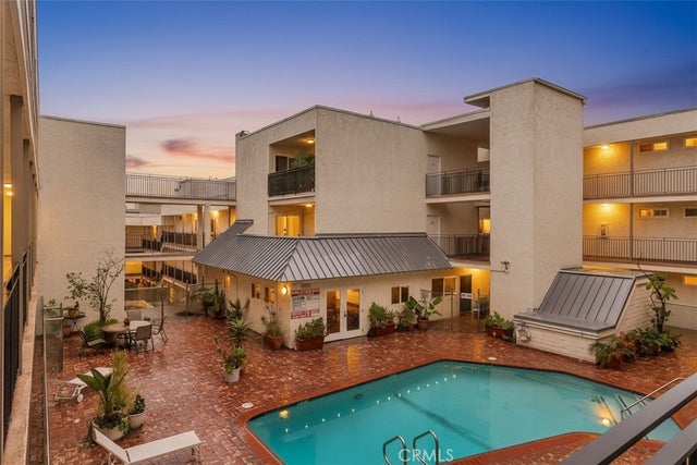 9005 Cynthia # 317, West Hollywood