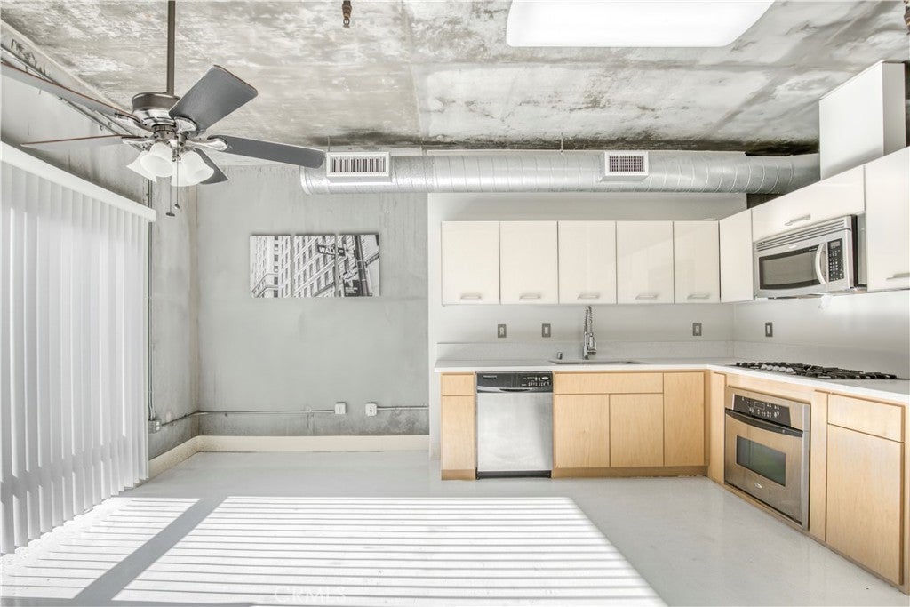 645 9th 601, Los Angeles