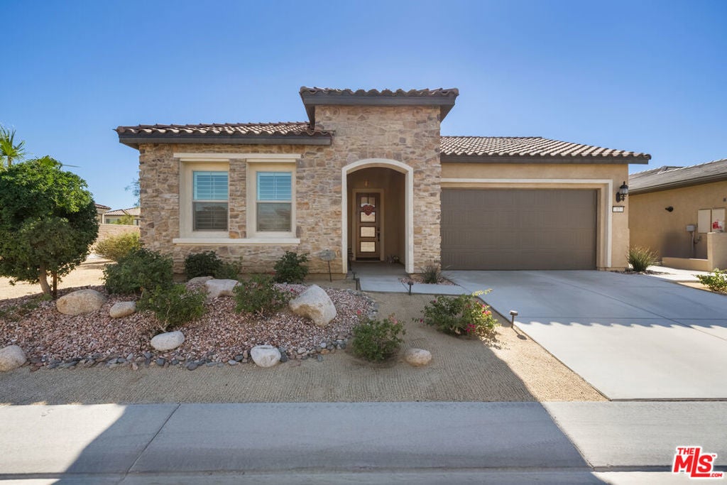 17 Chardonnay, Rancho Mirage