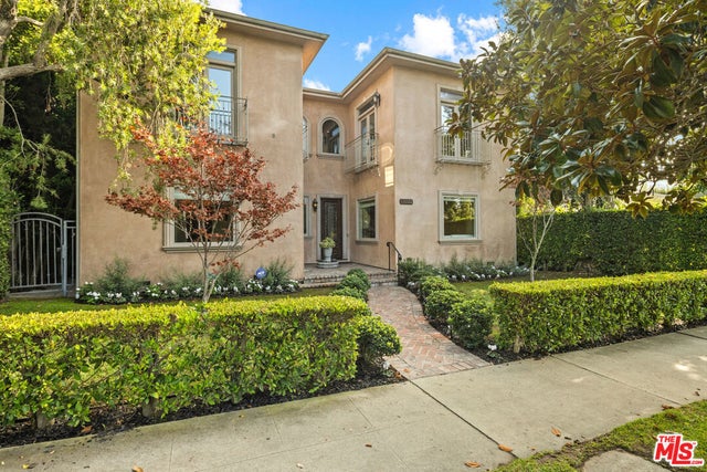 13222 Rose Avenue, Los Angeles