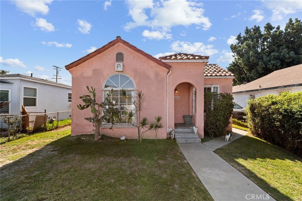 Photo of Listing #SB25256083