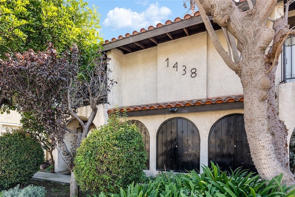 Photo of Listing #WS25256238