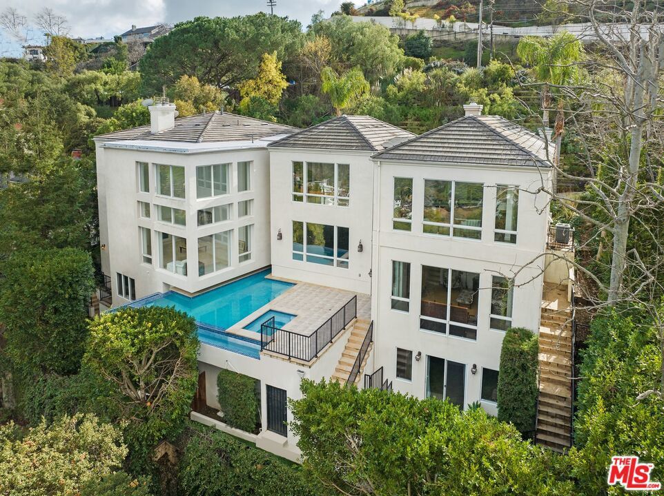 Photo of Listing #25617313