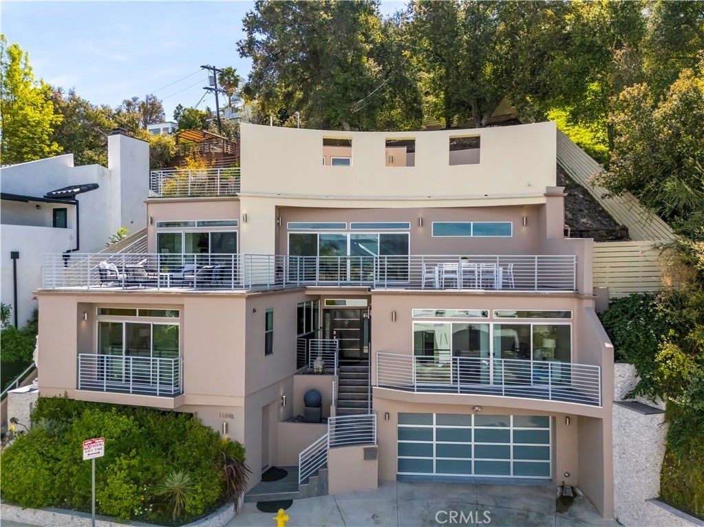 Photo of Listing #SR25257072