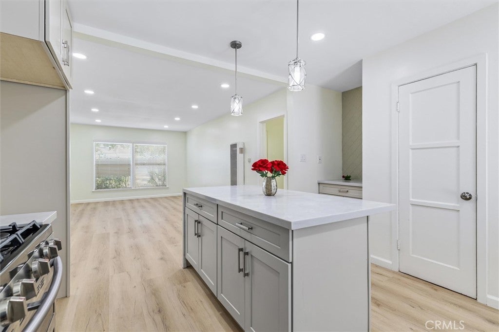 Photo of Listing #PW25258068