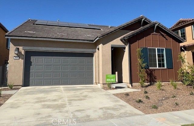 3816 Leafgreen Road, Corona