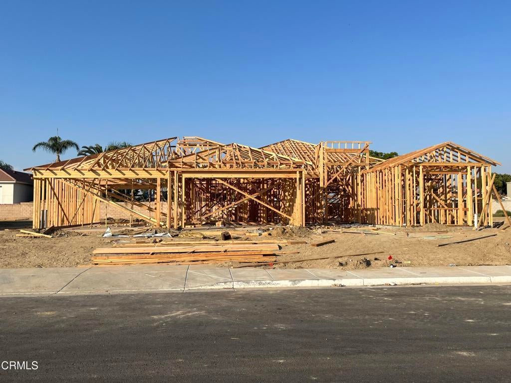 Photo of Listing #V1-33310