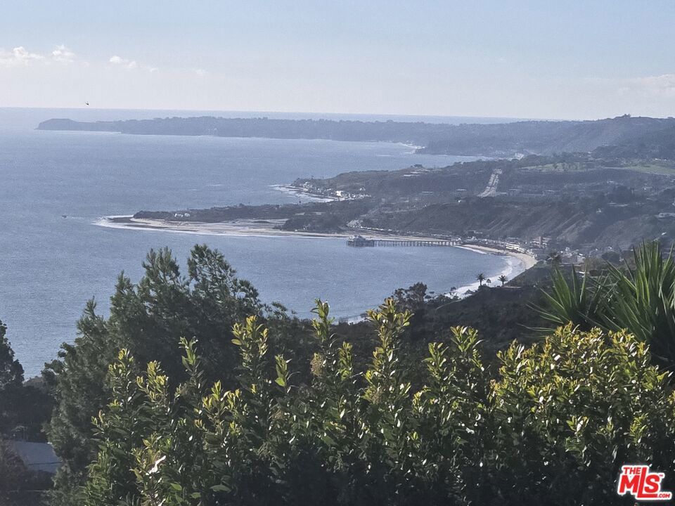 Photo of Listing #25614053