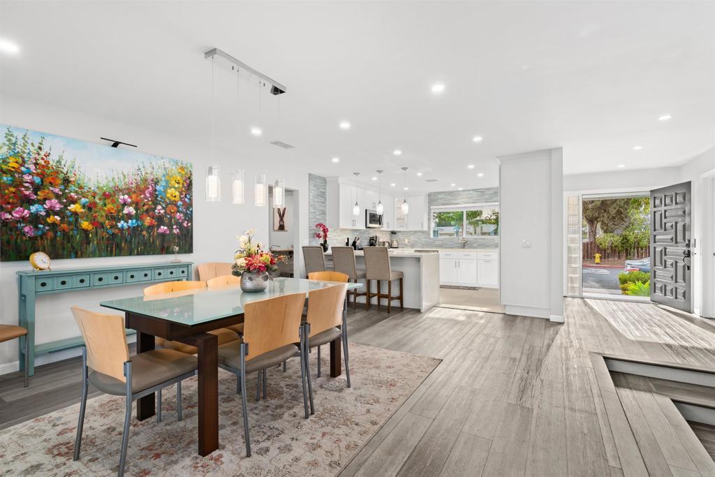 Photo of Listing #PTP2508473