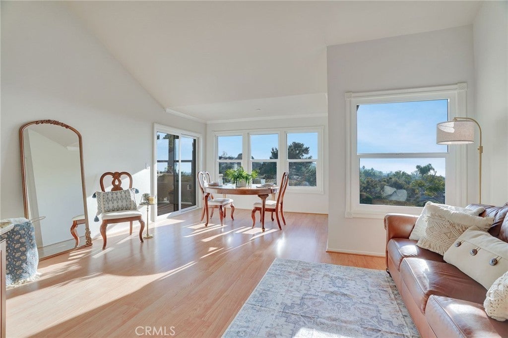 Photo of Listing #OC25257211