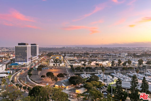 Photo of Listing #25616781