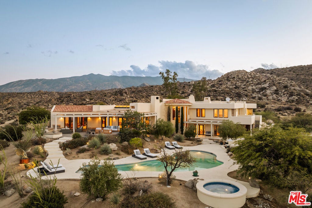 Photo of Listing #25617267