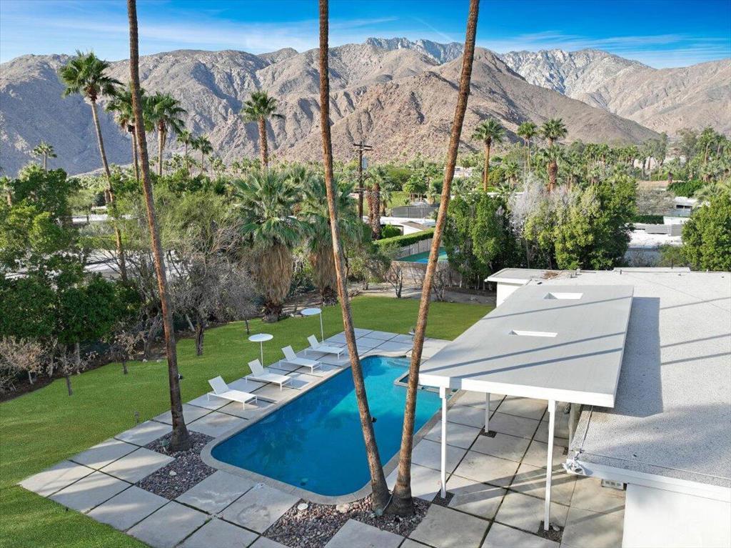 447 Mariscal Road, Palm Springs
