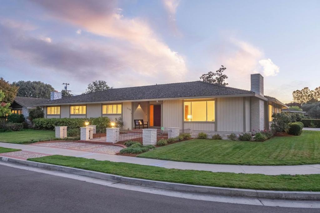 Photo of Listing #ML82027268