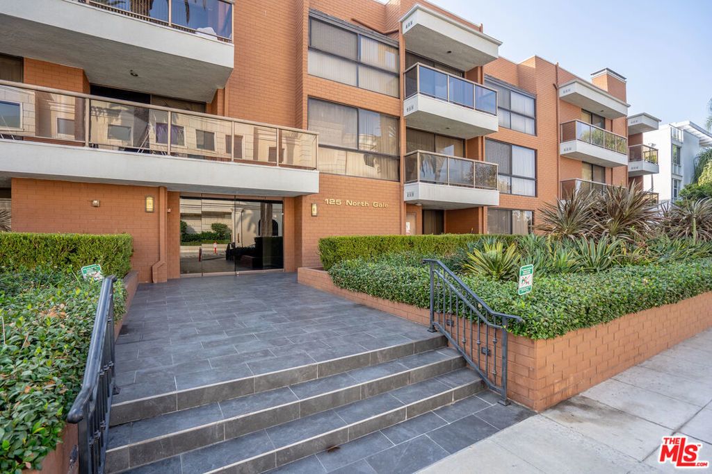 125 N Gale Drive # 205, Beverly Hills