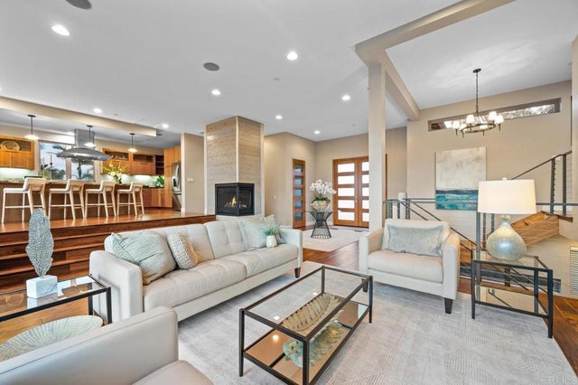 614 Ocean View Avenue, Encinitas.