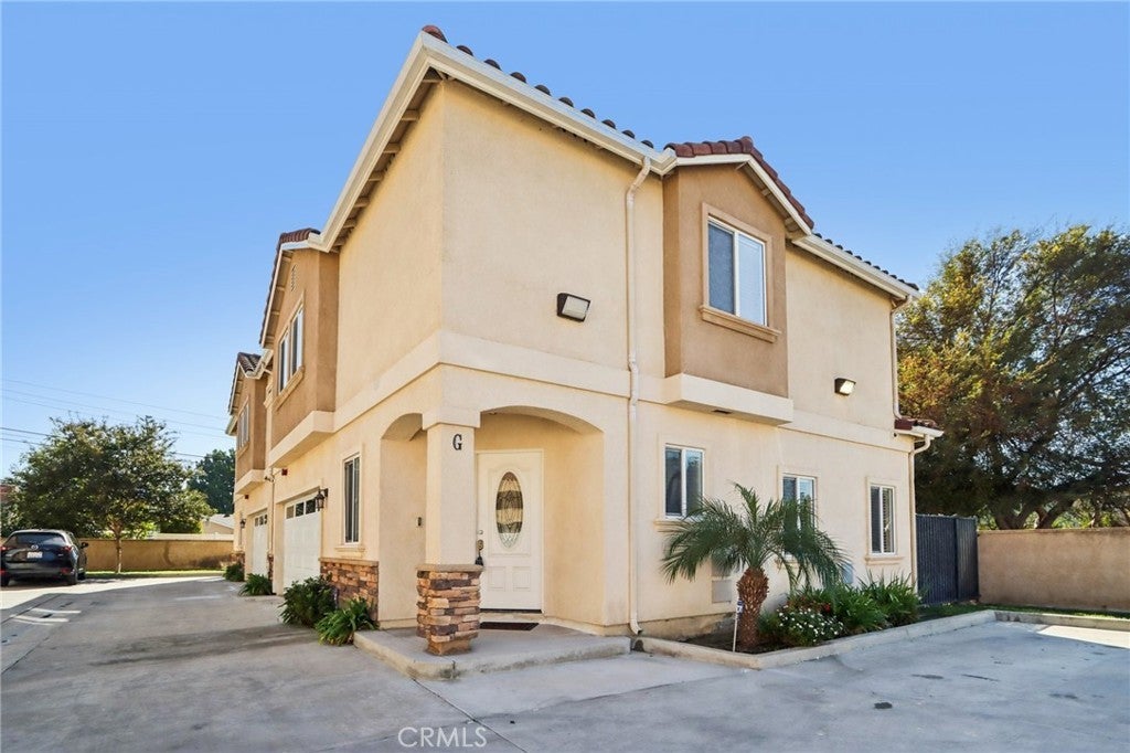 12106 Old River School Road G, Downey