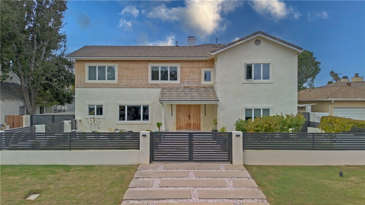 Photo of Listing #SR25258332