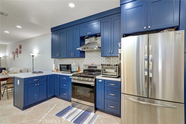 9 Mosaic, Aliso Viejo.