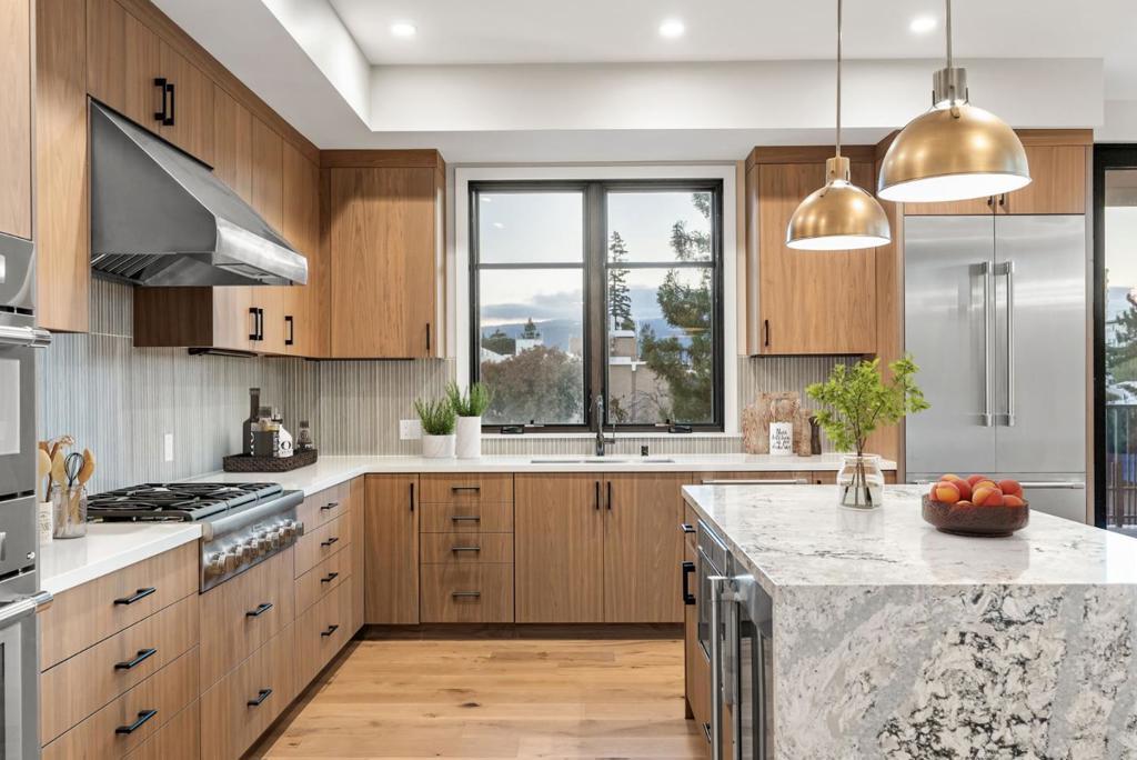 Photo of Listing #ML82027336