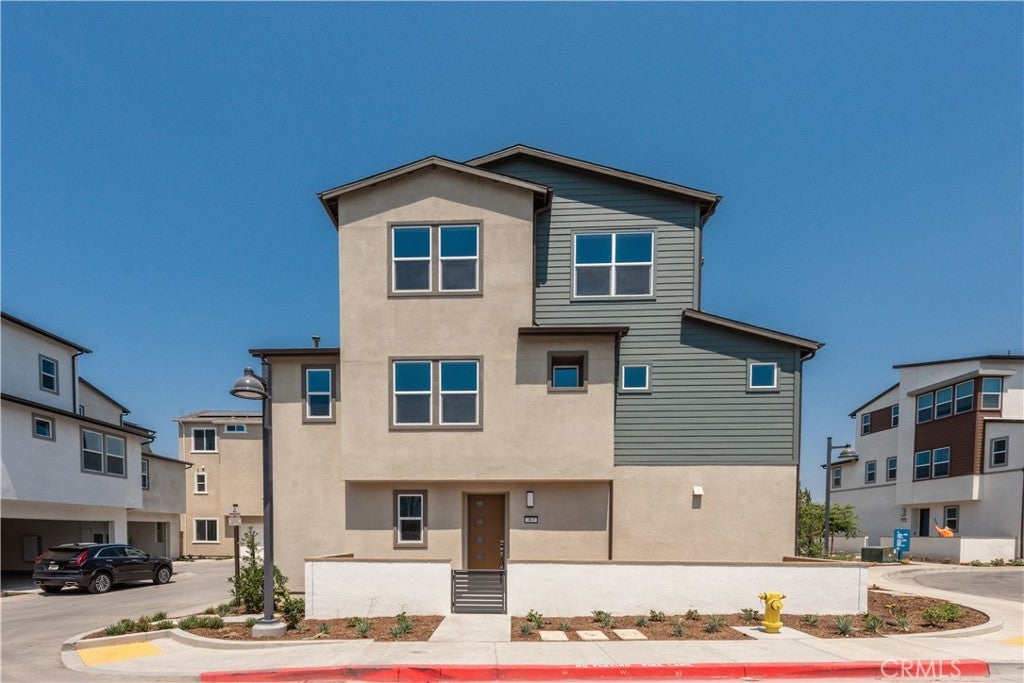 Photo of Listing #OC25258821