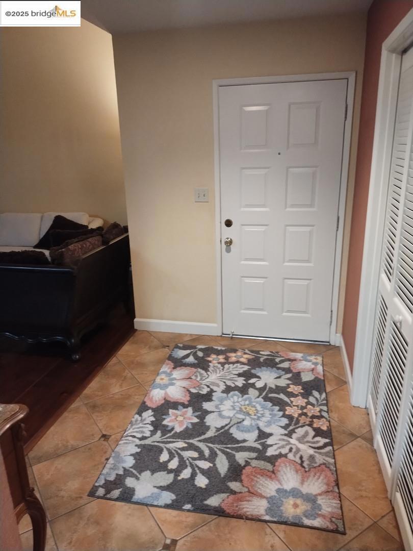 3201 Swallows Nest Dr, Sacramento