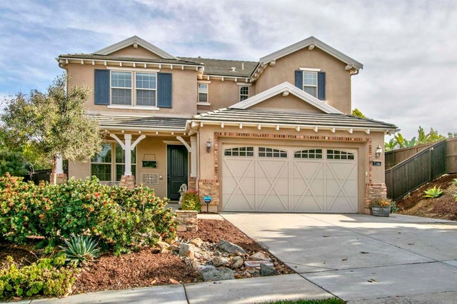 7146 Sitio Destino, Carlsbad.