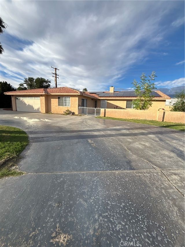 3140 E Vista Chino, Palm Springs