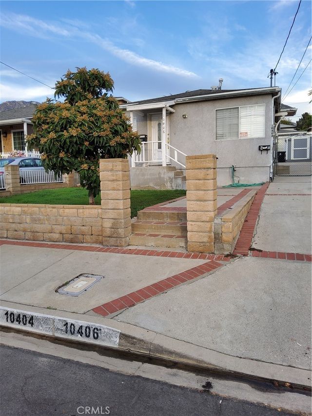 10406 10404 Mcclemont, Tujunga