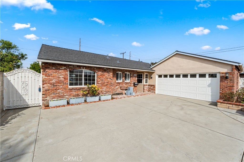 Photo of Listing #OC25252822