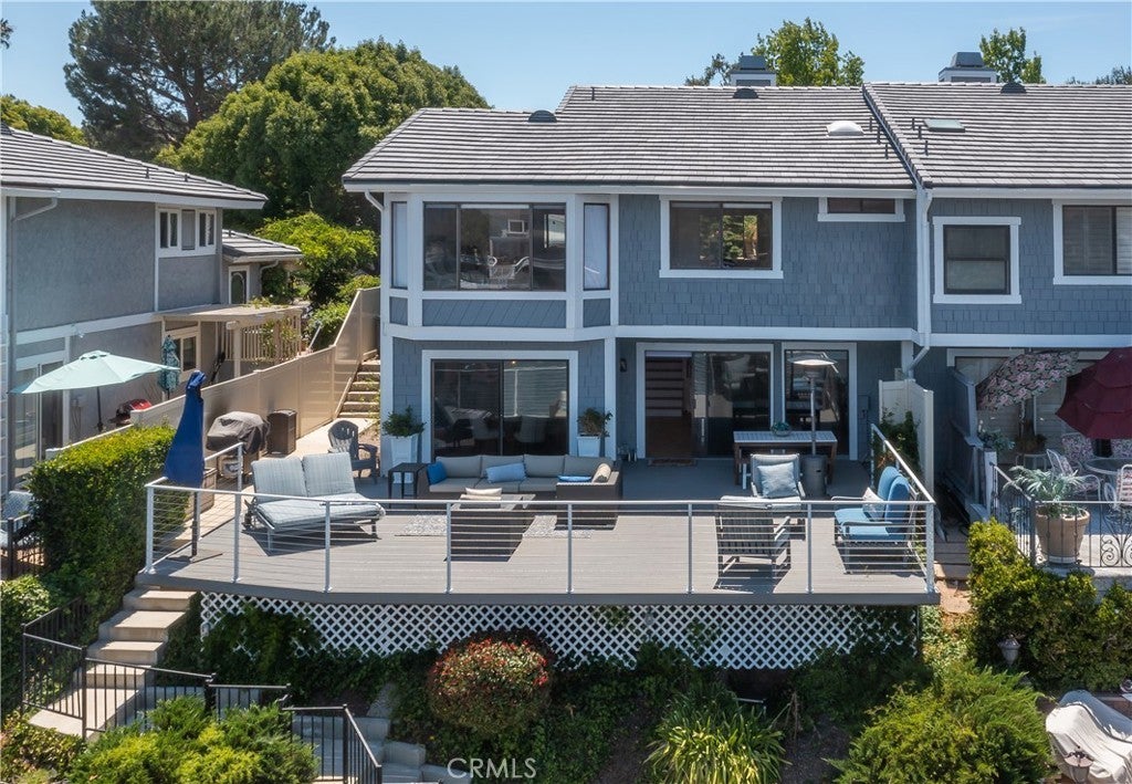 Photo of Listing #SB25256079