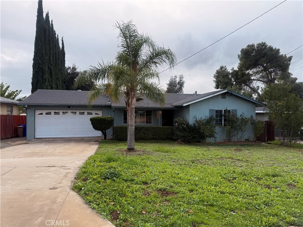 Photo of Listing #IV25258955