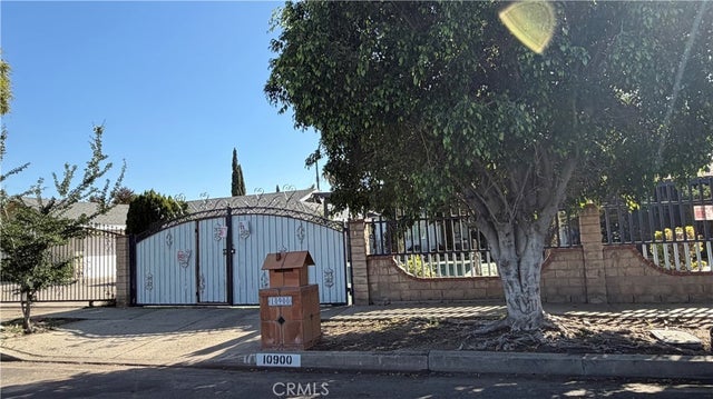 10900 Goss, Sun Valley