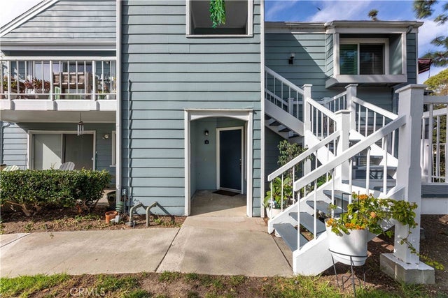 6000 Bixby Village Drive # 15, Long Beach