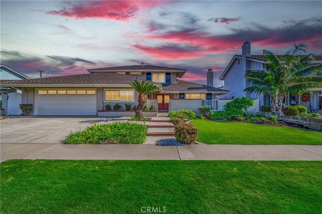 18540 Santa Cruz Circle, Fountain Valley