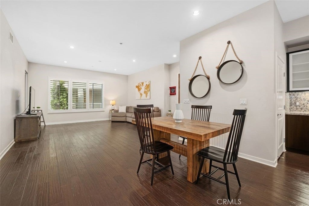 Photo of Listing #OC25256454