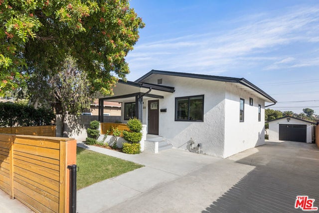 3330 Minto Court, Los Angeles