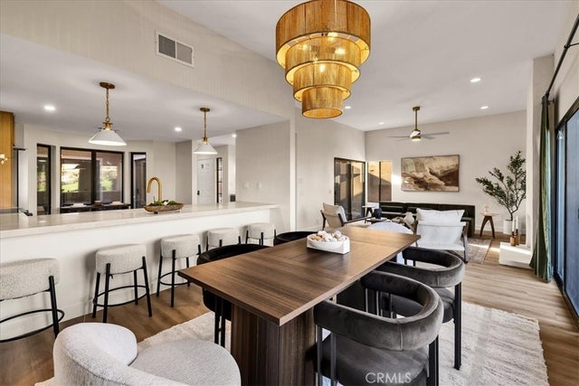 32 Acapulco, Palm Desert