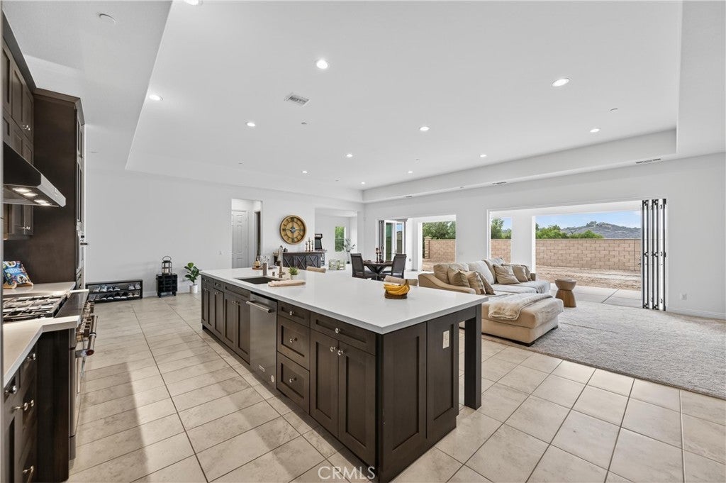 Photo of Listing #IV25259489