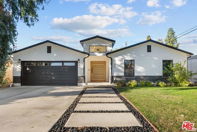 23367 Friar Street, Woodland Hills