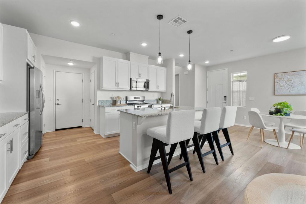 212 Perennial Place, Fallbrook