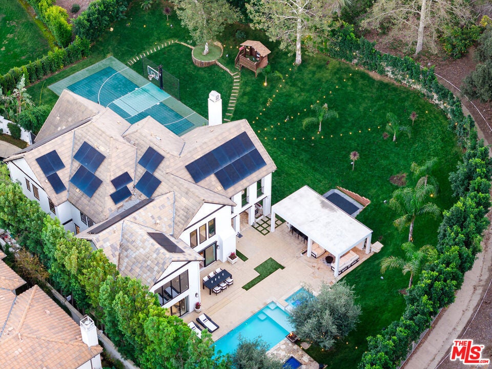 Photo of Listing #25618531