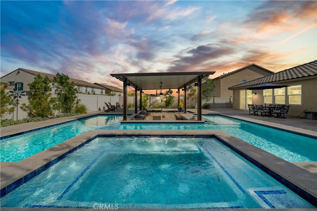 Photo of Listing #SW25245973