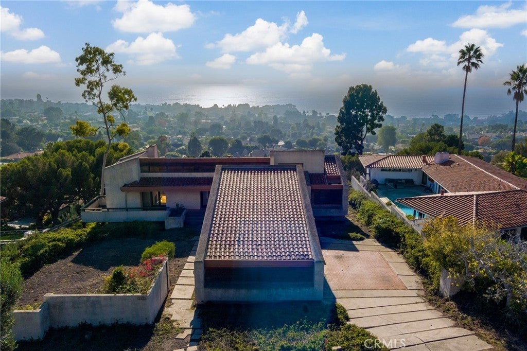 Photo of Listing #PV25259695