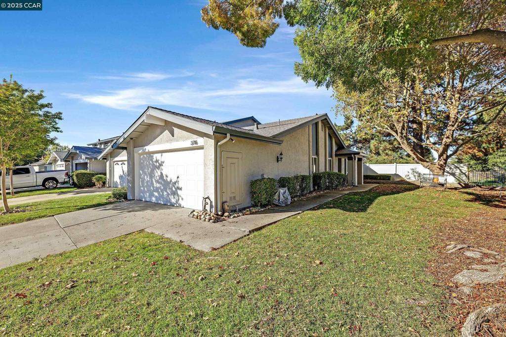 Photo of Listing #41117351