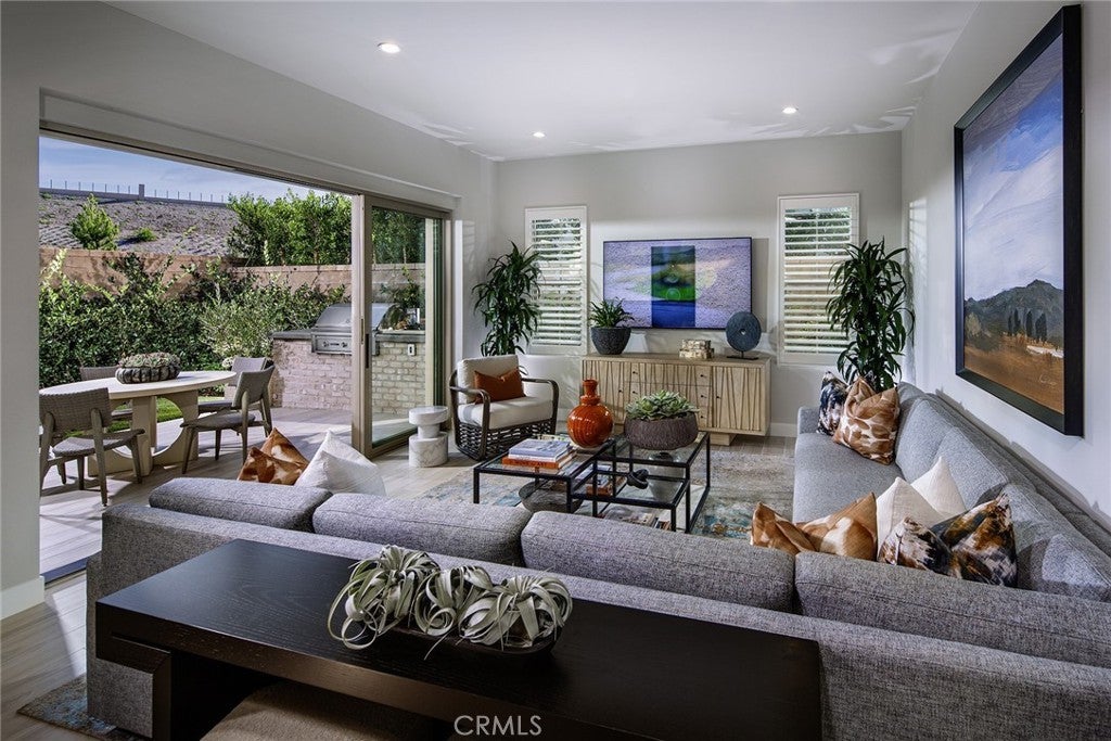 Photo of Listing #OC25260036