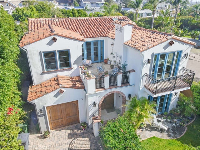 1015 Gardena, Encinitas.